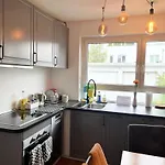 Gemütliches Privatzimmer / Garten / in geteilten Haus / nahe München Zentrum
